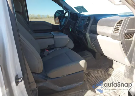 2017 Ford F-250 Xl z USA, uszkodzony, nr VIN 1FT7W2BT6HEE56812